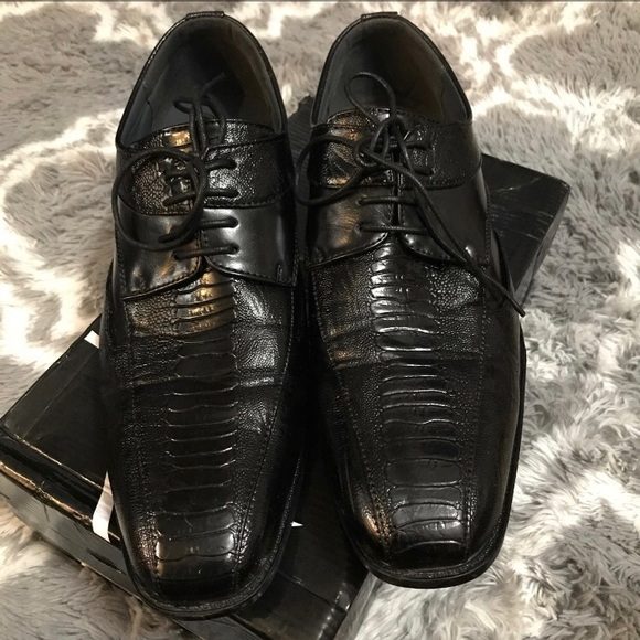 Men’s dress shoes - Picture 2 of 3